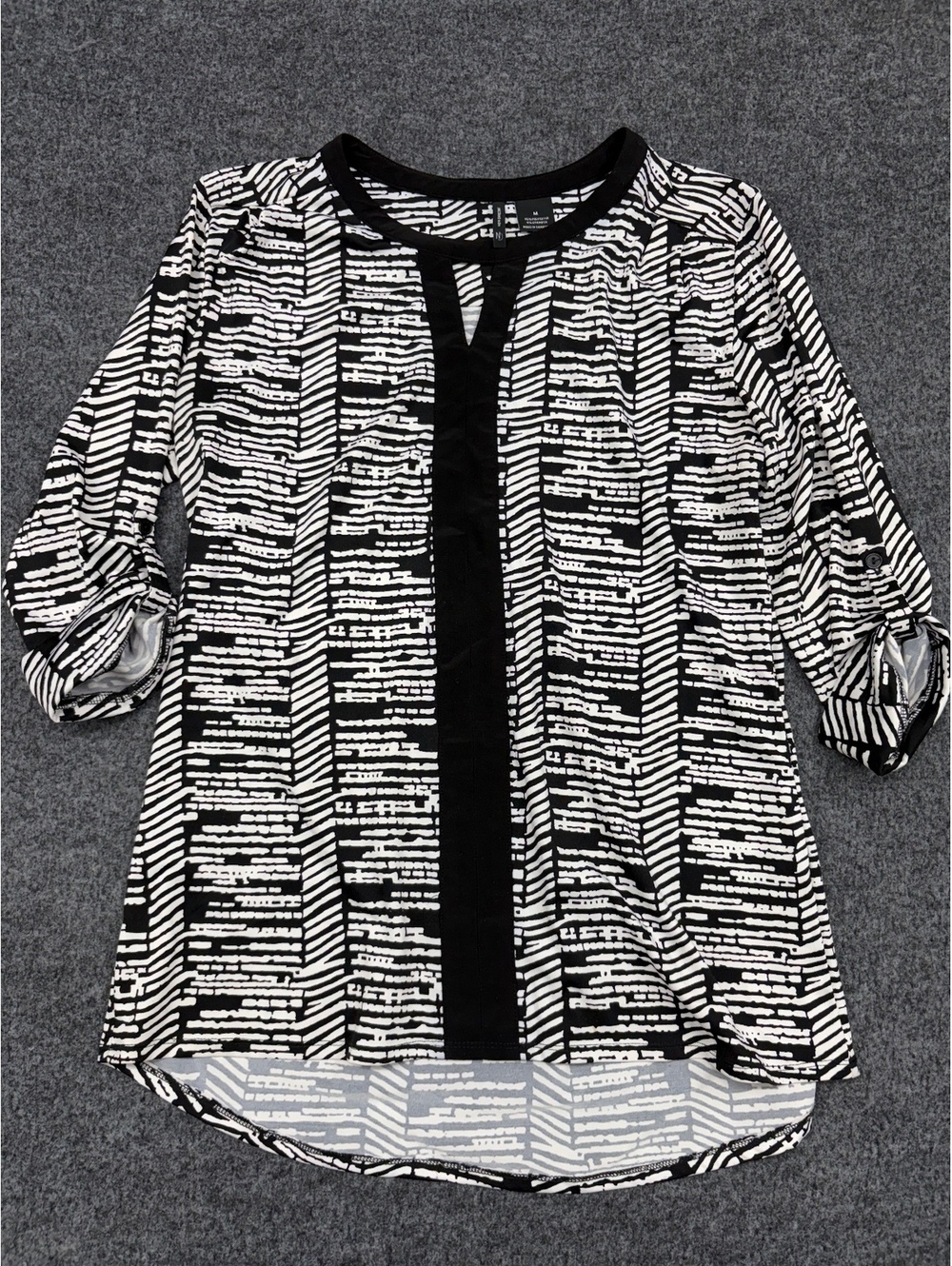 New Directions Women's Black and White Patterned Blouse Size